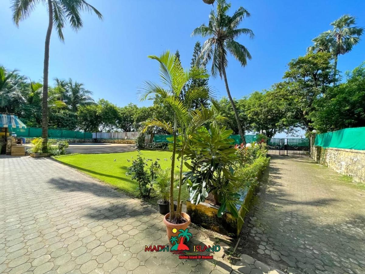 Villa By The Sea Mumbai Exterior foto